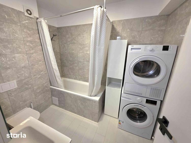 Apartament cu 3 camere în Tractorul