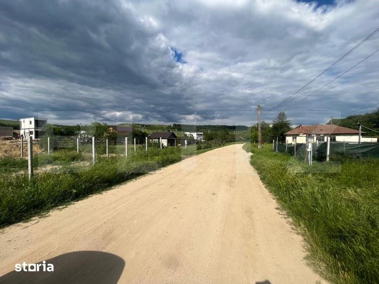 Teren de 2500 mp, în Bucovăț