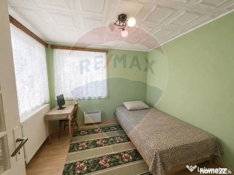 Casă cu 4 camere cu Teren 662 Mp în Crețești