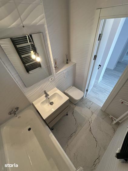 Apartament cu 3 camere decomandat în Gara de Nord