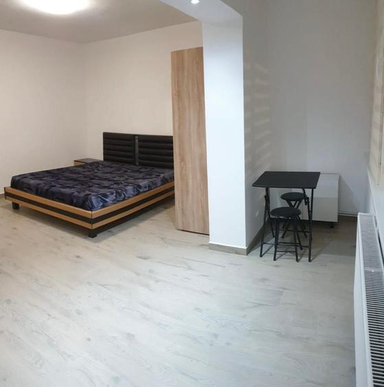 Proprietar ofer spre inchiriere garsoniera pe Calea Bucuresti, zona Spitalul Judetean Brasov - 2