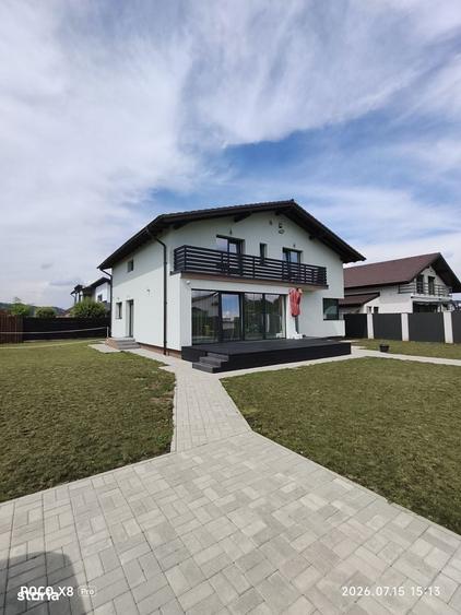 Casă cu 4 camere în Hărman