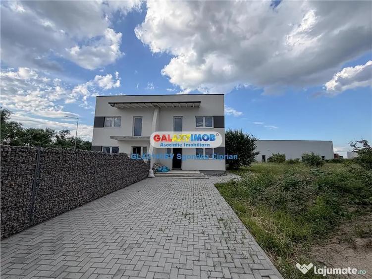 Casă cu Teren 270 Mp în Cristian