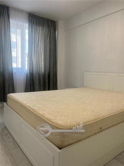 Apartament cu 3 camere semidecomandat, mobilat în Cug
