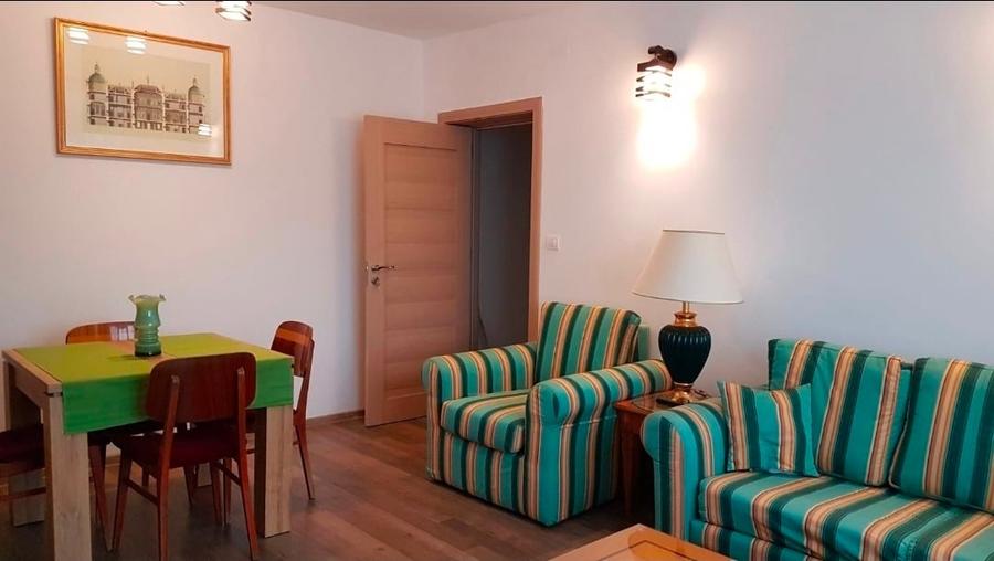 Apartament cu 2 camere decomandat, mobilat în Ultracentral