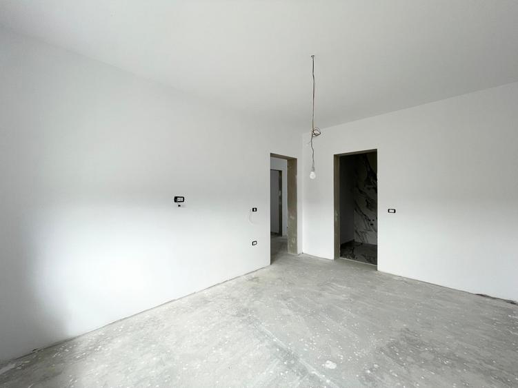 Duplex cu 3 camere cu Canalizare în Moșnița Nouă