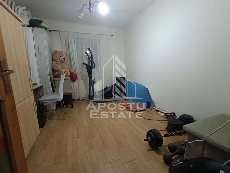 Casă cu 5 camere cu Teren 350 Mp în Bogdăneștilor