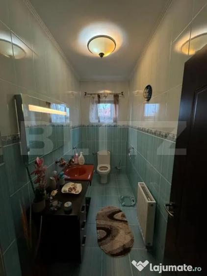 Casă cu 6 camere cu Teren 800 Mp în Vetiș