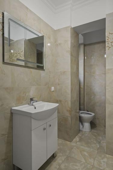Apartament cu 2 camere decomandat în Moșilor