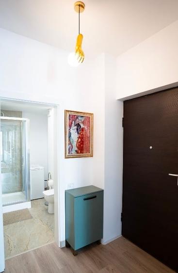 Apartament cu 2 camere decomandat, mobilat în Decebal