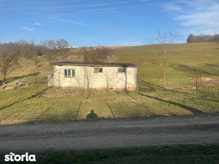 Teren de 2000 mp, în Mociu