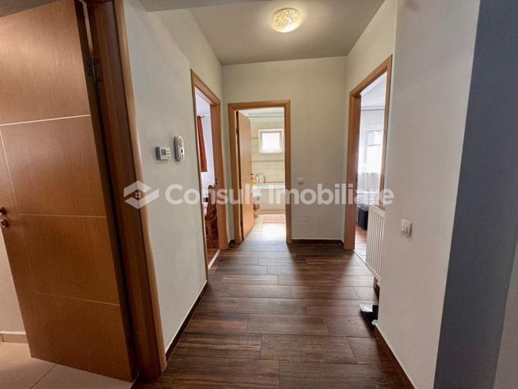 Apartament cu 2 camere decomandat, mobilat în Iris