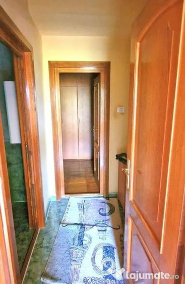 Casă cu 5 camere cu Teren 405 Mp în Coiciu