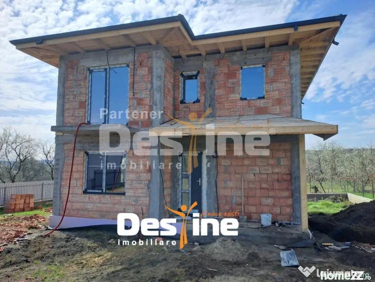 Casă cu 4 camere cu Teren 488 Mp în Miroslava