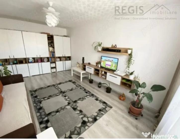 Apartament cu 3 camere decomandat în Craiter