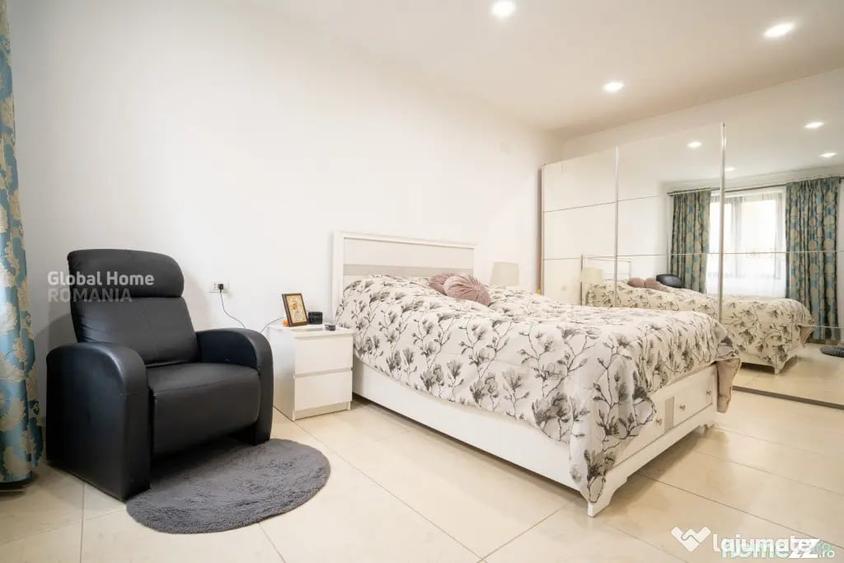 Casă cu 8 camere cu Teren 1038 Mp în Central