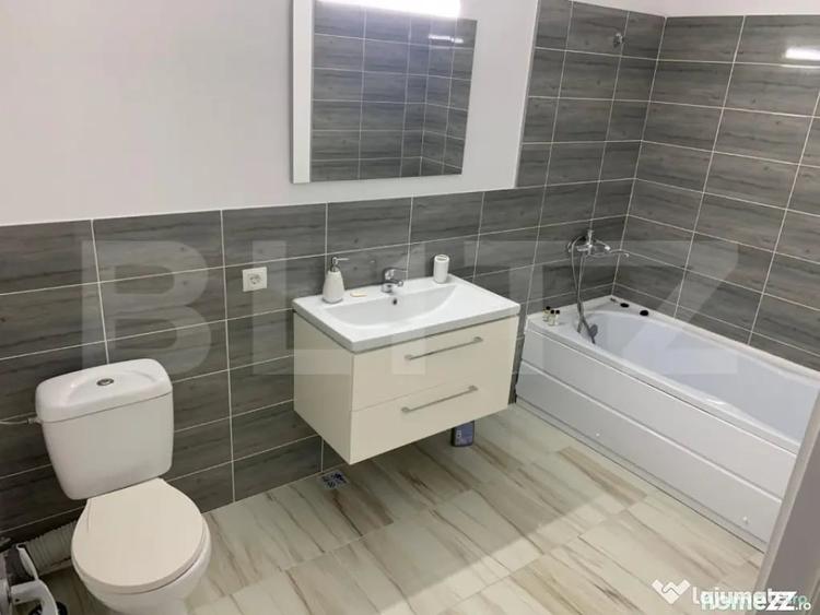 Apartament cu 3 camere decomandat în Ampoi 3