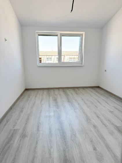 Apartament cu 2 camere decomandat în Sânpetru