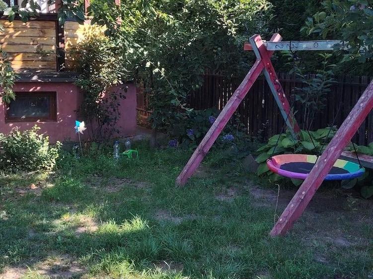 Casă individuală cu 4 camere cu Teren 290 Mp în Exterior Vest