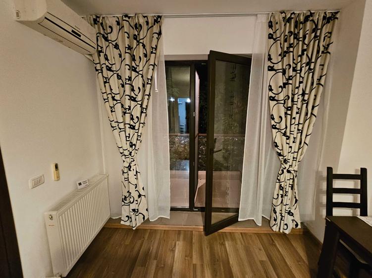 Garsonieră decomandată în Tineretului
