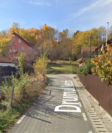 Teren de 1290 mp, în Central