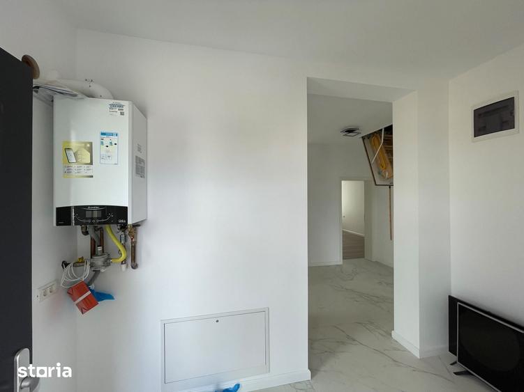 Casă cu 3 camere cu Teren 390 Mp în Sânandrei