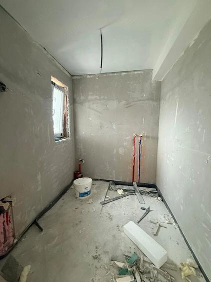 Casă cu Teren 300 Mp în Braytim