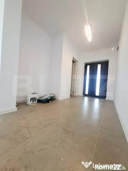 Casă cu 5 camere cu Teren 500 Mp în Tărlungeni