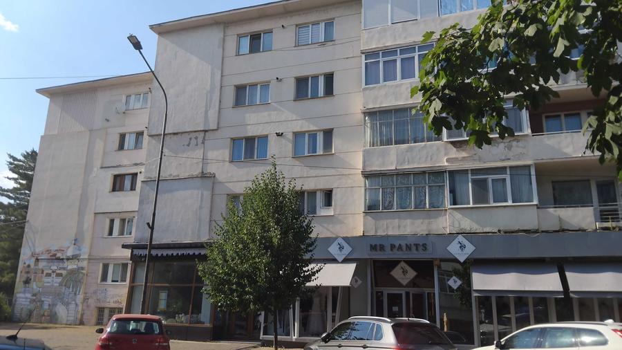 Apartament cu 2 camere decomandat în Ultracentral