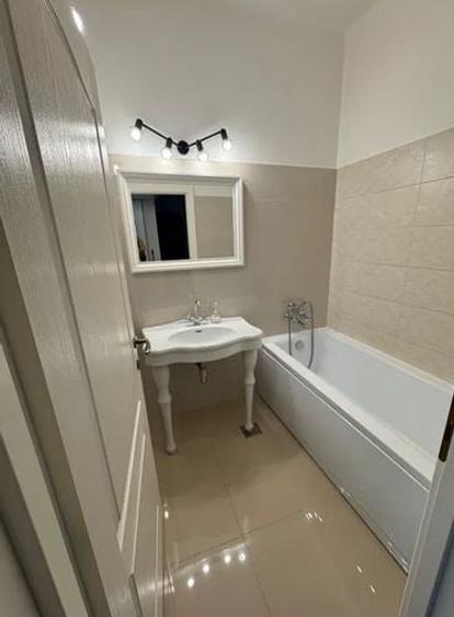 Apartament cu 2 camere decomandat în Vatra Luminoasă