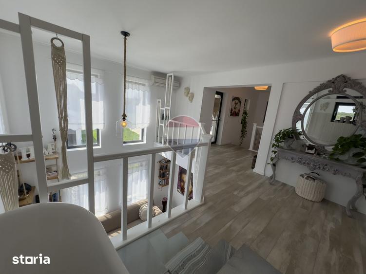 Casă cu 5 camere cu Teren 535 Mp în Snagov