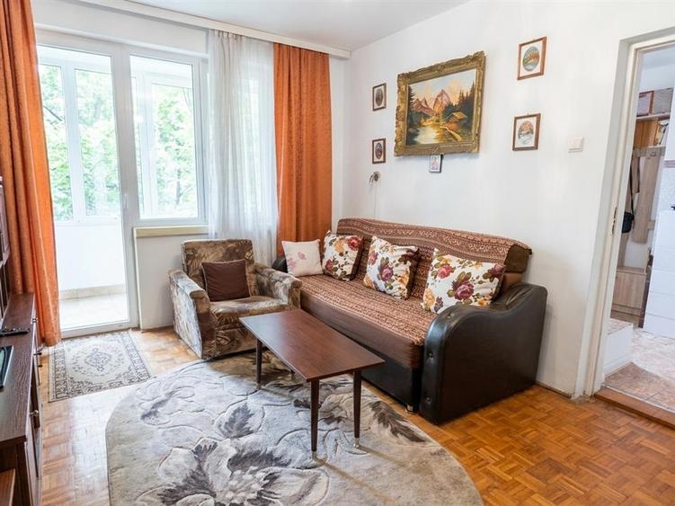 Apartament cu 2 camere semidecomandat în Centru Civic