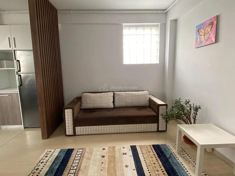 Apartament cu 2 camere semidecomandat, mobilat în Dămăroaia