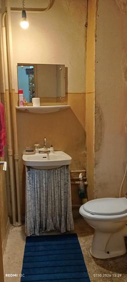 Apartament cu 3 camere semidecomandat în Mihai Bravu