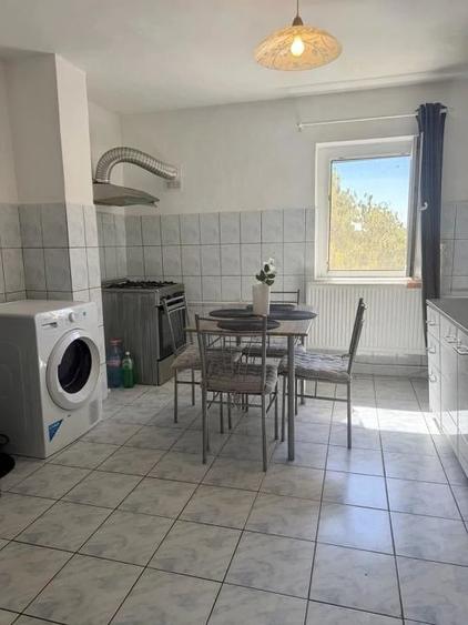 Apartament cu 2 camere semidecomandat în UMT