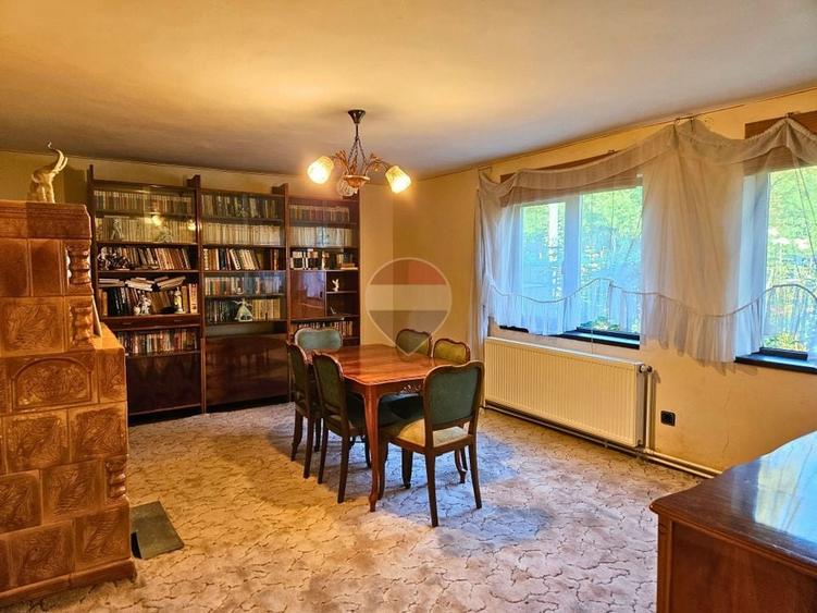 Casă individuală cu 6 camere cu Teren 276 Mp în Păulești