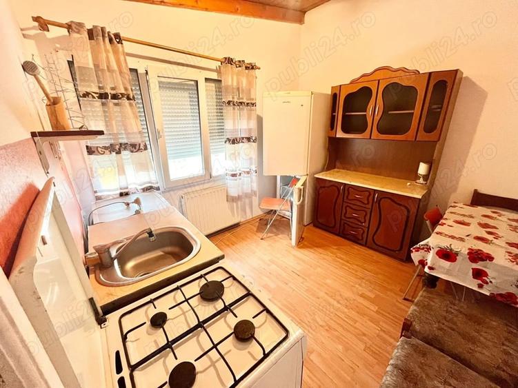 Apartament cu 2 camere semidecomandat în Dâmbovița