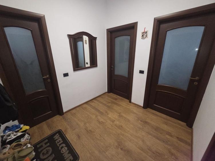 Apartament cu 2 camere decomandat în Hărmanului