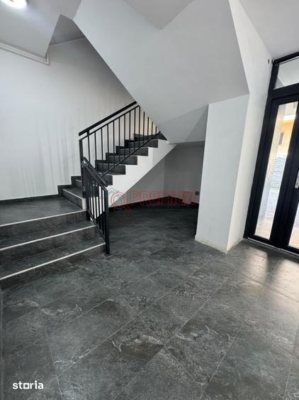 Apartament cu 2 camere decomandat în Ferentari