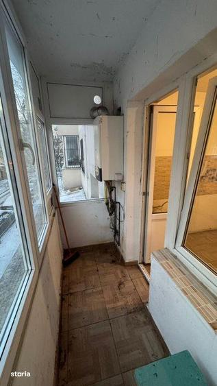 Apartament cu 3 camere decomandat în Dristor