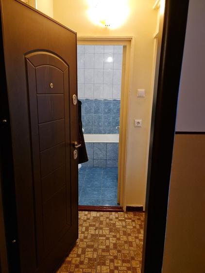 Garsonieră semidecomandată în Central