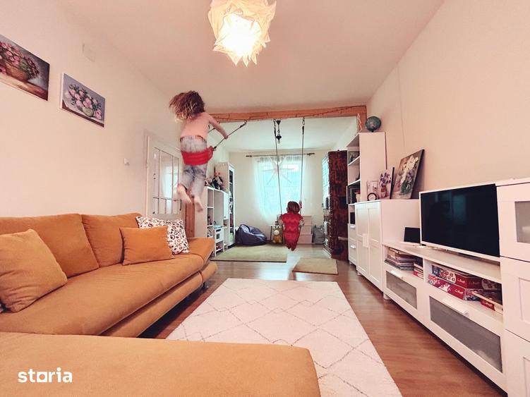 Casă cu 5 camere cu Teren 920 Mp în Central