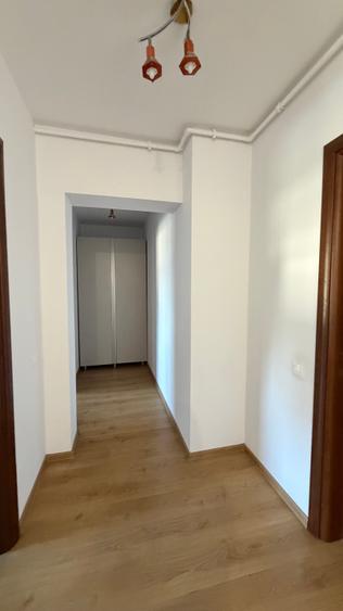 Apartament cu 2 camere decomandat în Astra