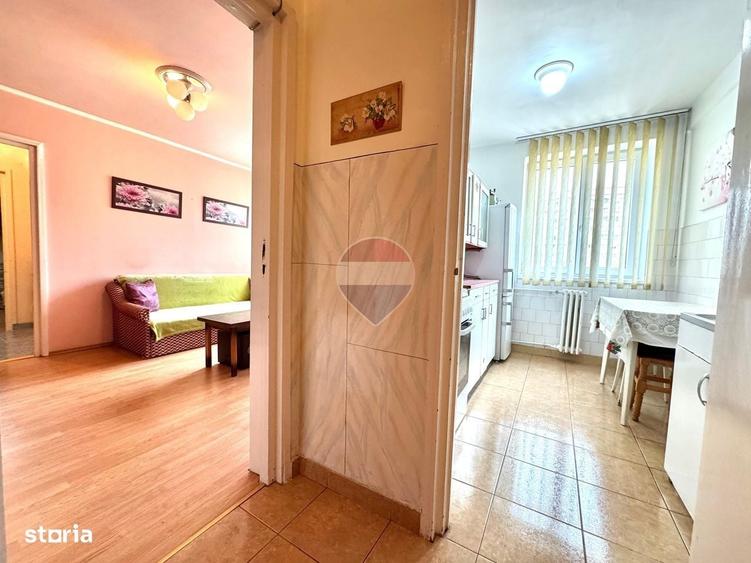Apartament cu 2 camere decomandat în Central