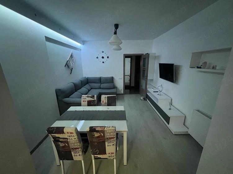 Apartament cu 2 camere semidecomandat în Ghencea