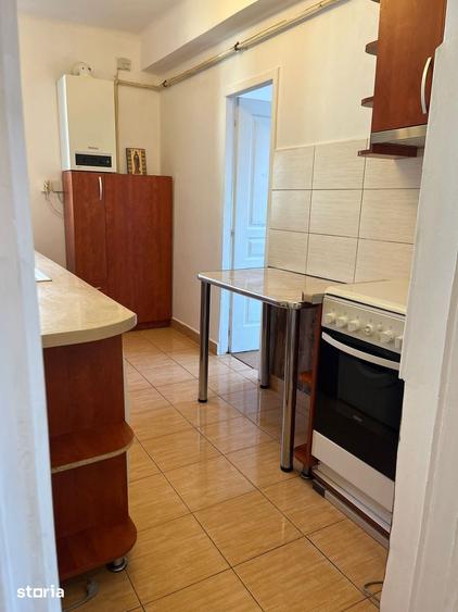 Apartament cu 2 camere decomandat în Hărmanului