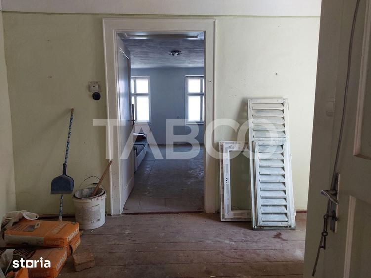 Apartament cu 2 camere nedecomandat în Central