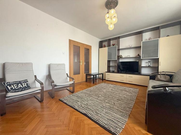 Apartament 3 camere de inchiriat, str. Bucuresti - 2