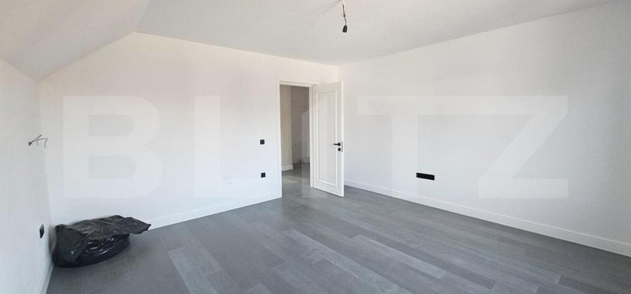 Casă individuală cu 5 camere cu Garaj în Exterior Nord