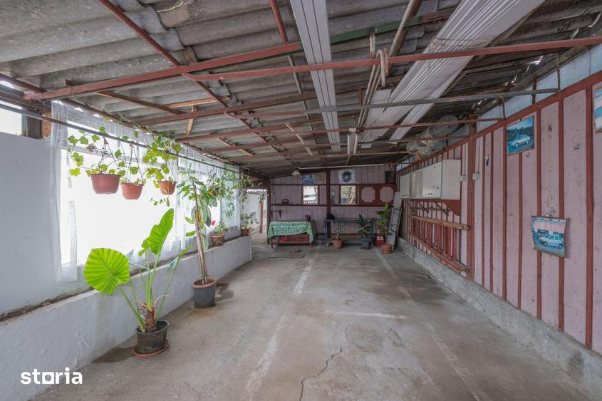 Casă cu 5 camere cu Teren 204 Mp în Central
